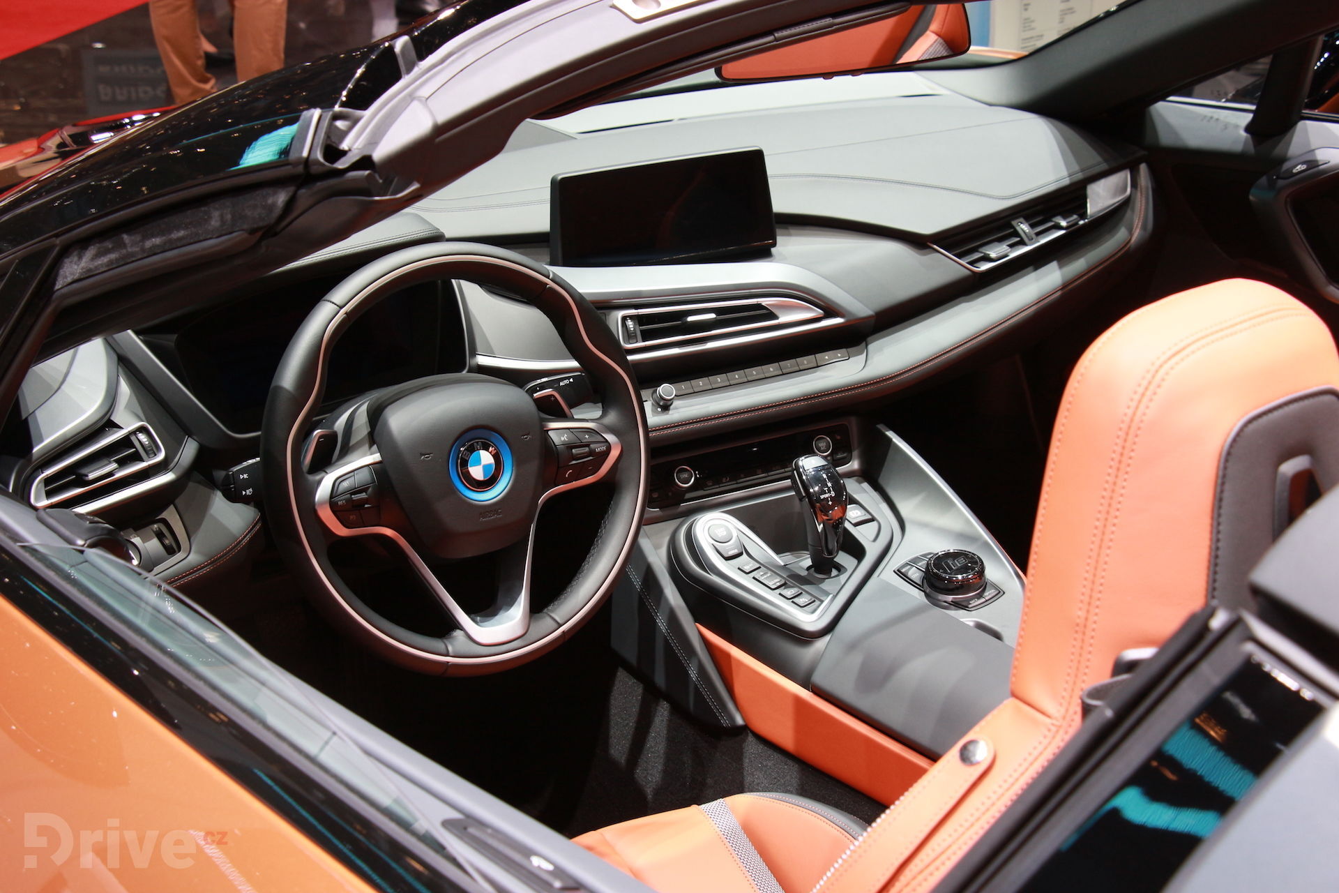 BMW i8 Roadster (2018)