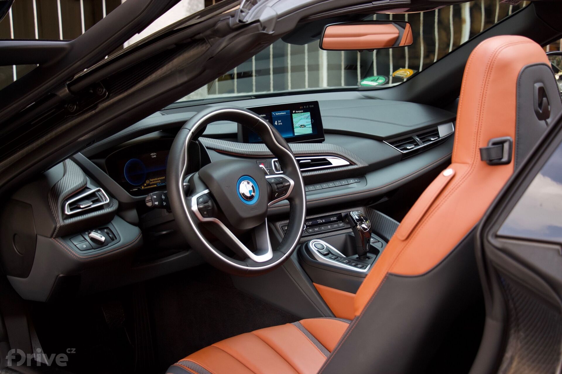 BMW i8 Roadster (2018)