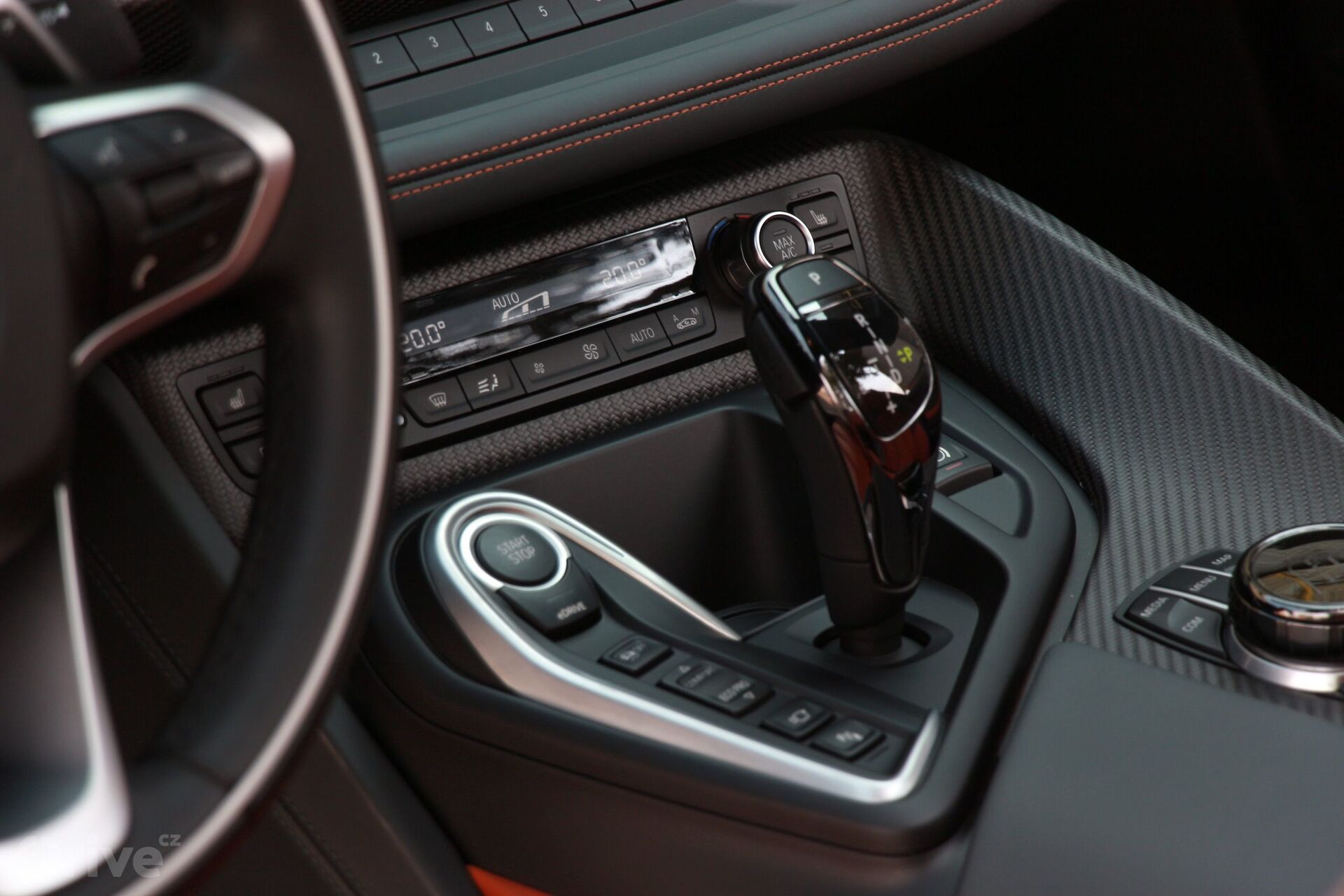 BMW i8 Roadster (2018)