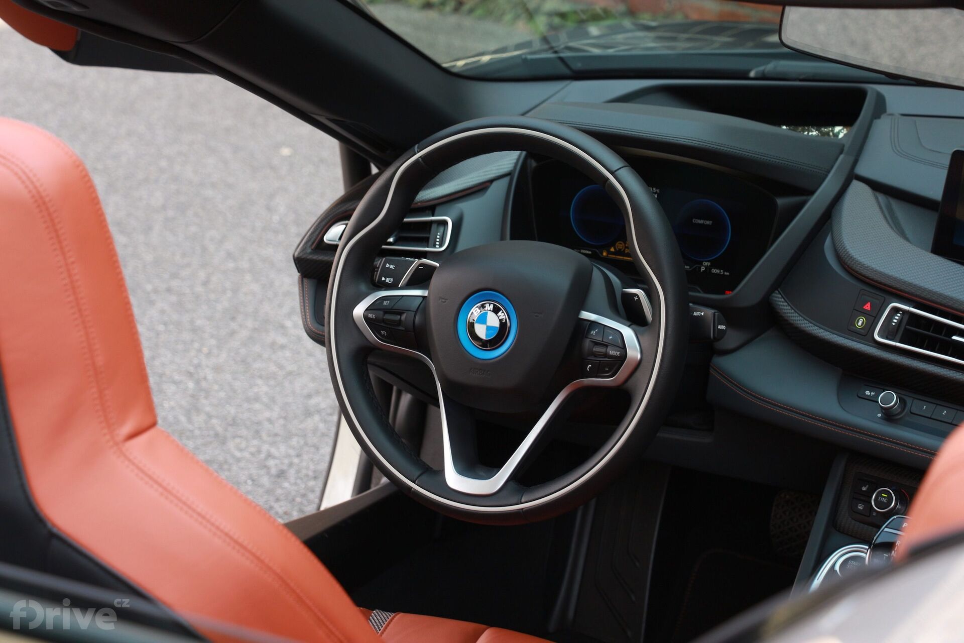 BMW i8 Roadster (2018)