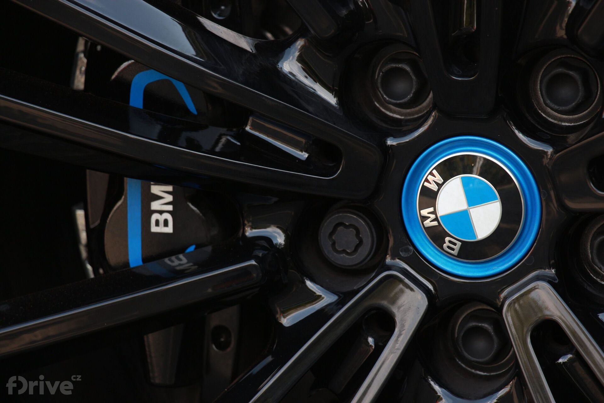 BMW i8 Roadster (2018)