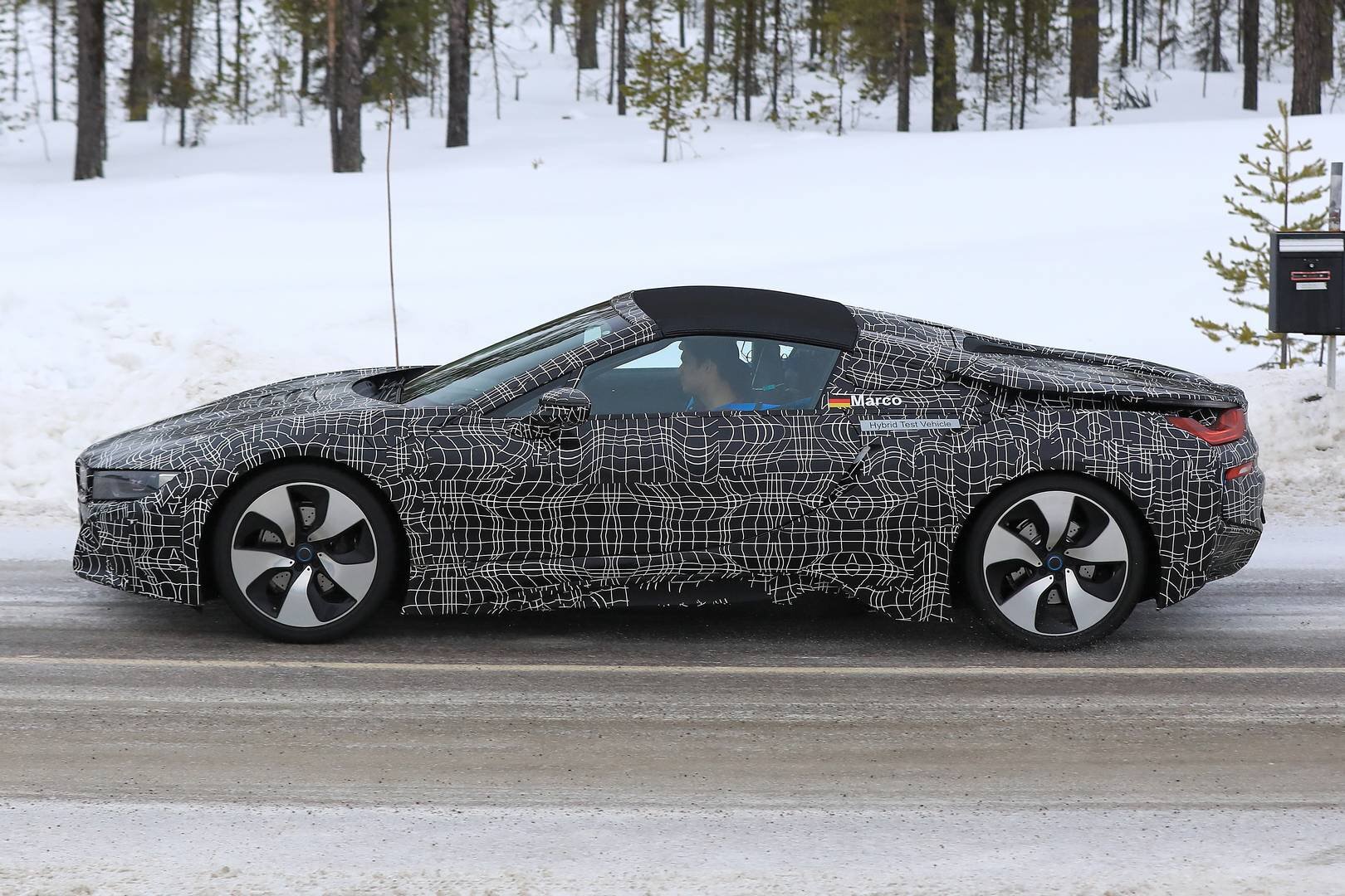 BMW i8 Spyder