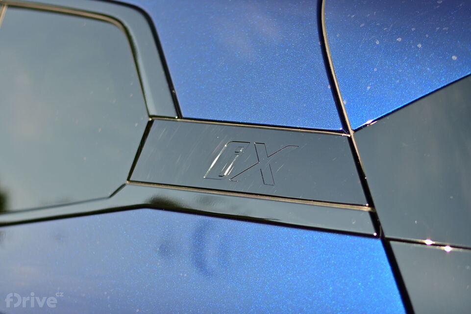 BMW iX facelift (2025)