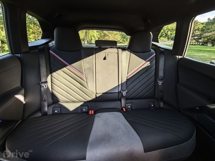 BMW iX facelift (2025)