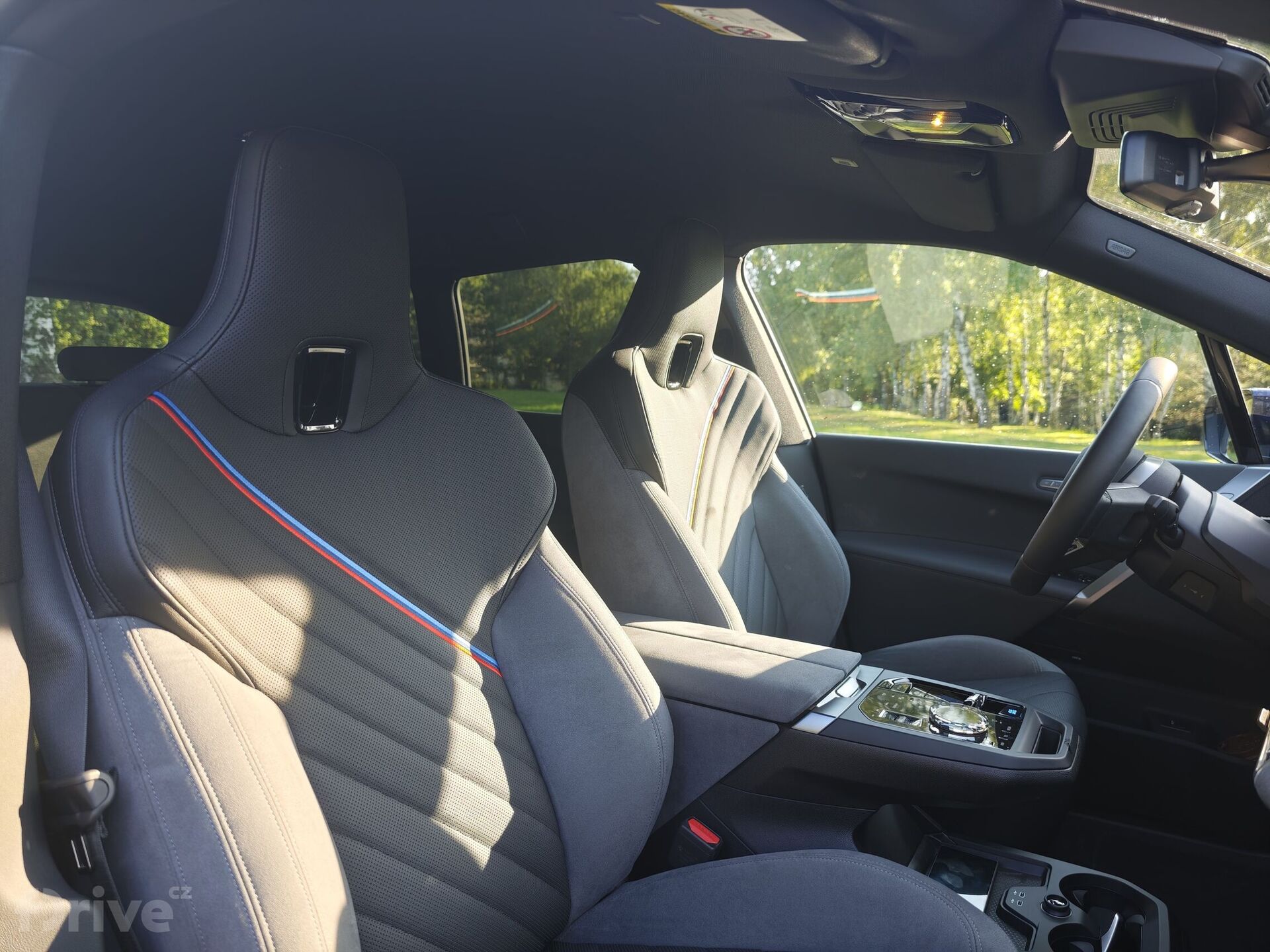 BMW iX facelift (2025)