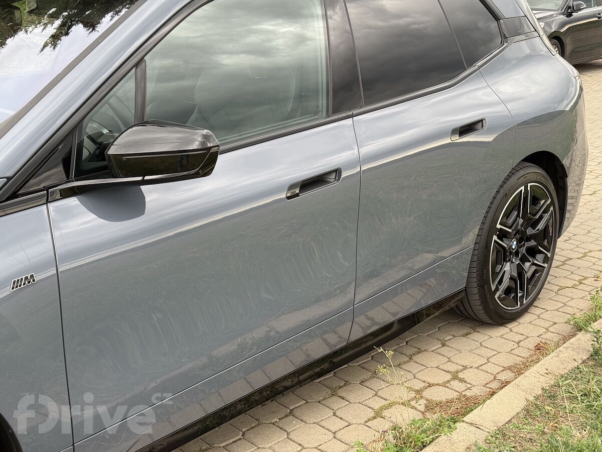 BMW iX M70 xDrive