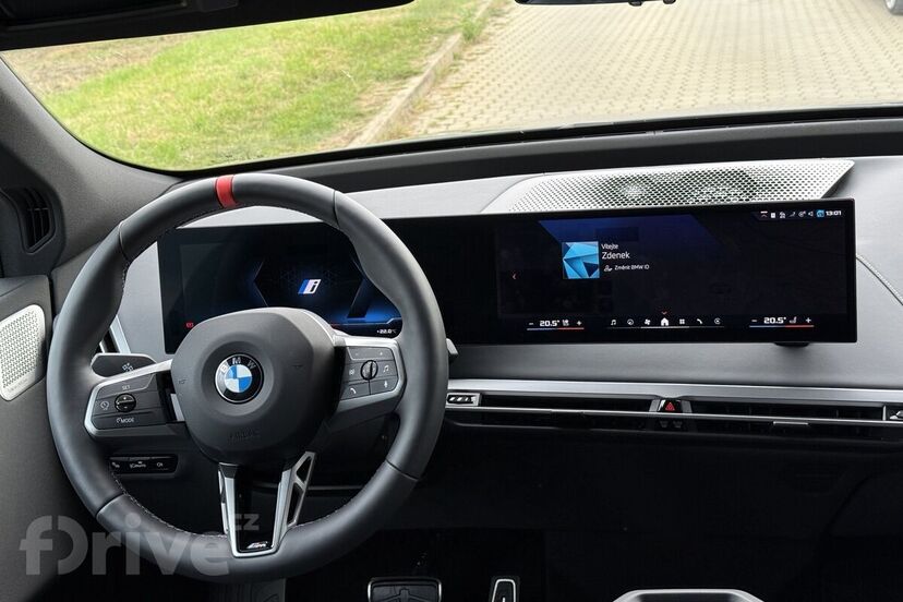BMW iX M70 xDrive