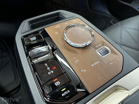 BMW iX na mobileDrink 17