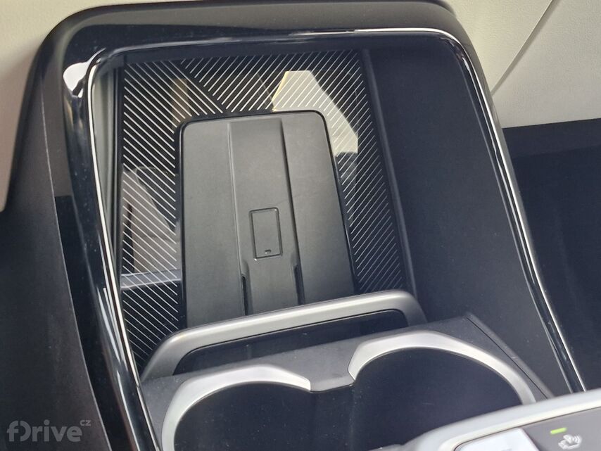 BMW iX1 eDrive20 M Sport (2026)