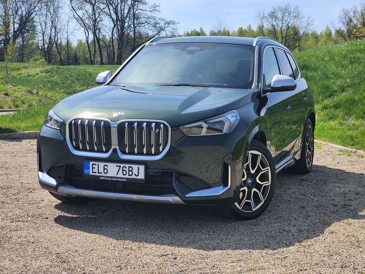 BMW iX1 xDrive30