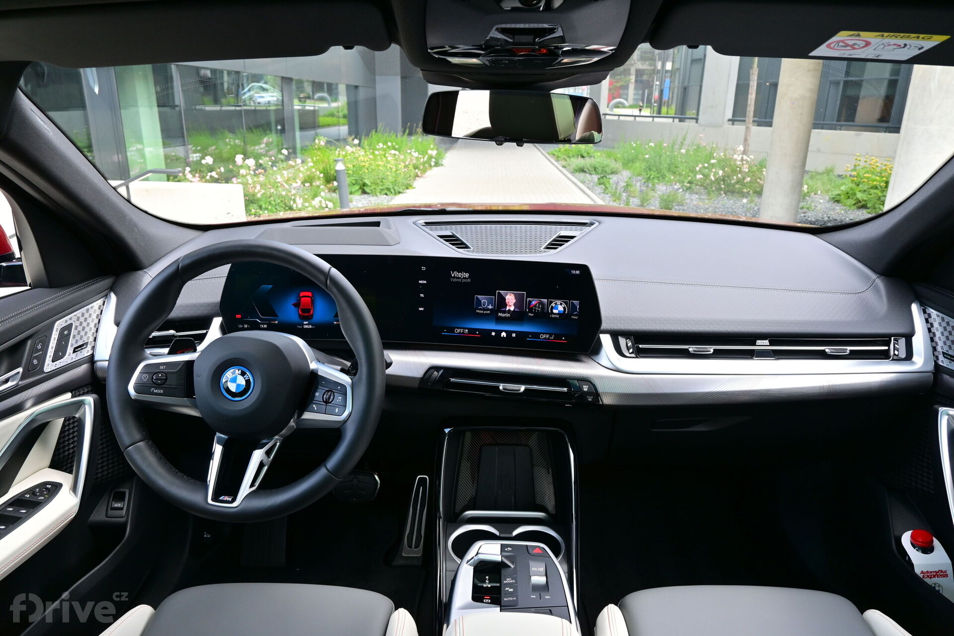 BMW iX2