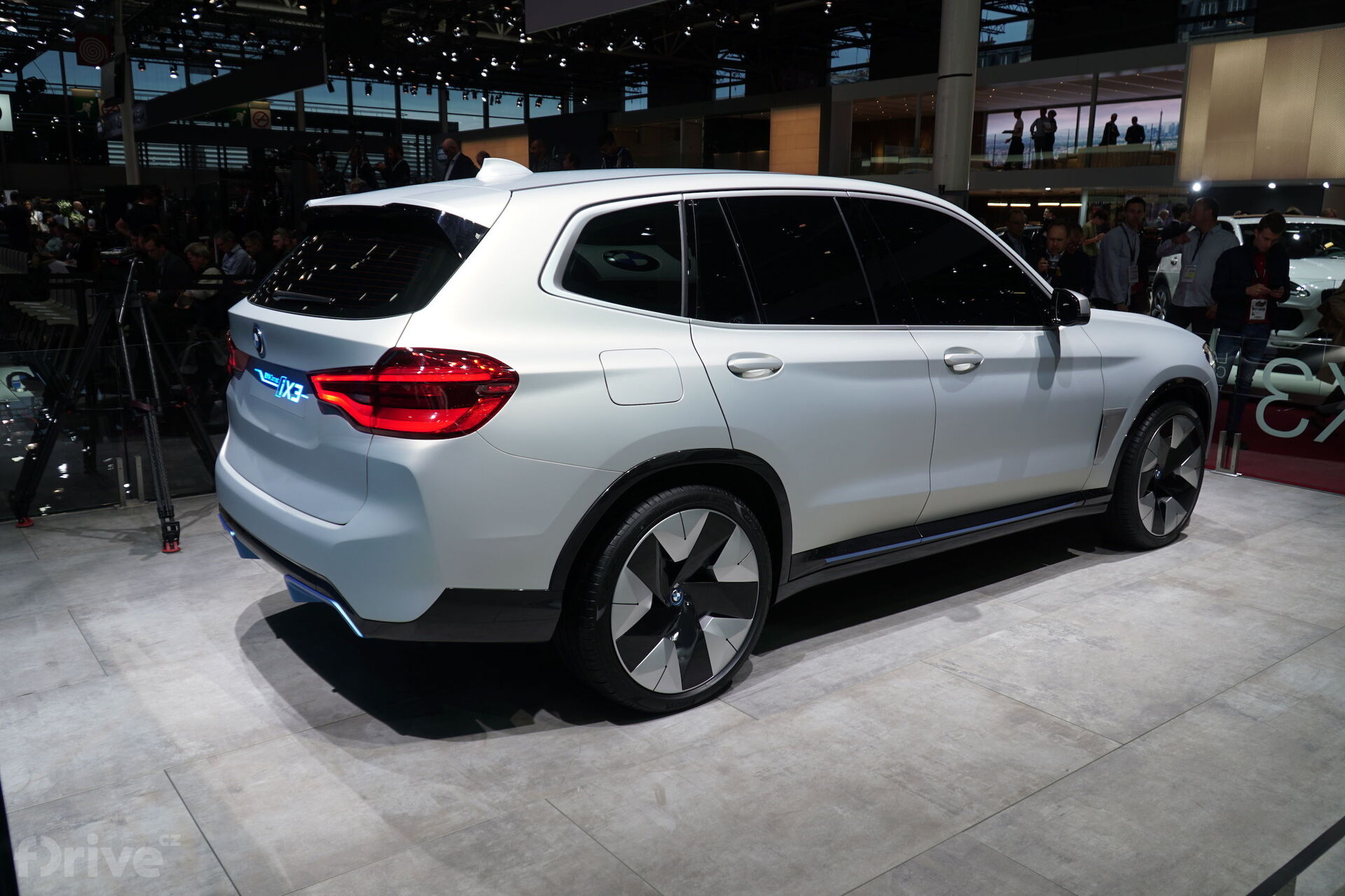 BMW iX3 2018