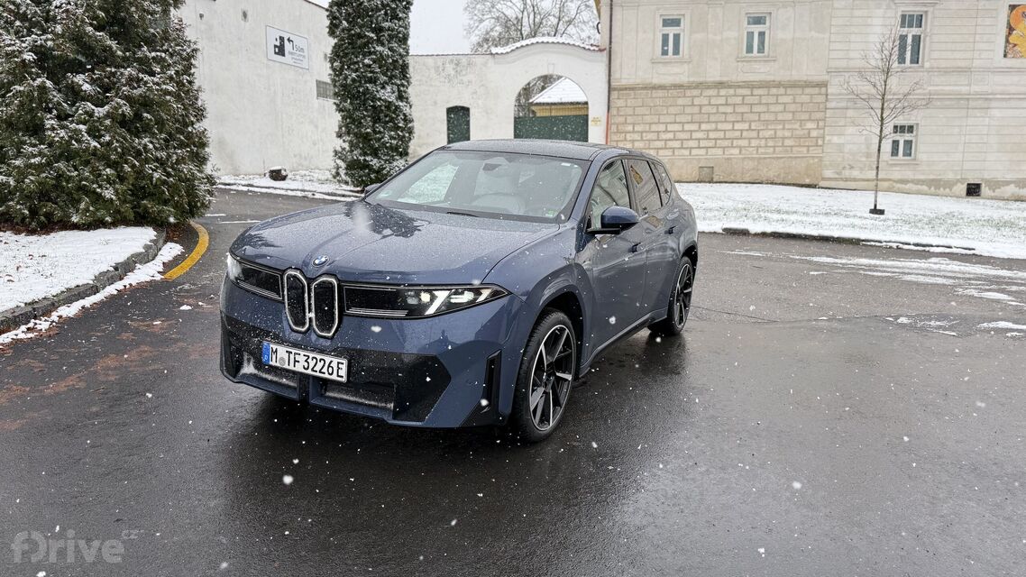 BMW iX3 (2025)