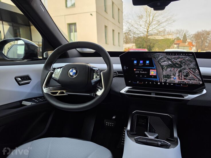 BMW iX3 (2025)