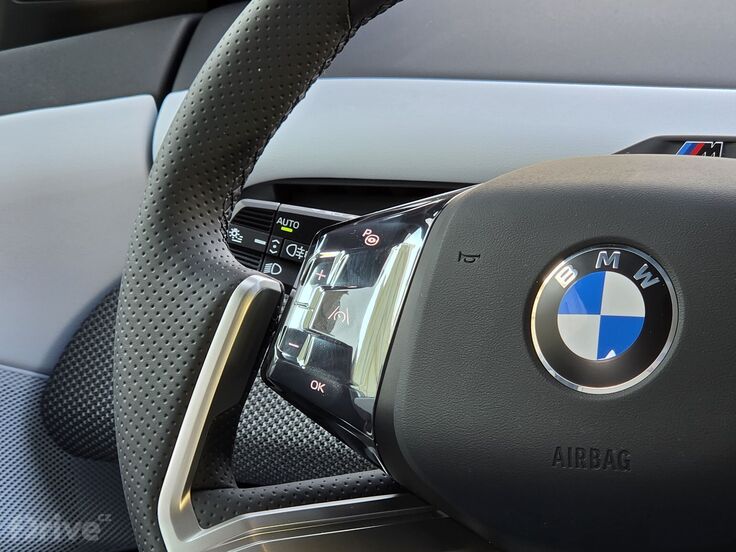 BMW iX3 (2025)