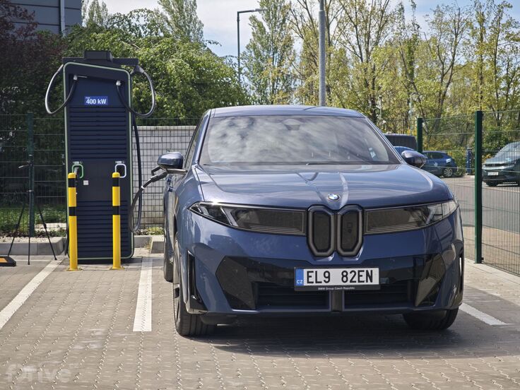 BMW iX3 (2025)