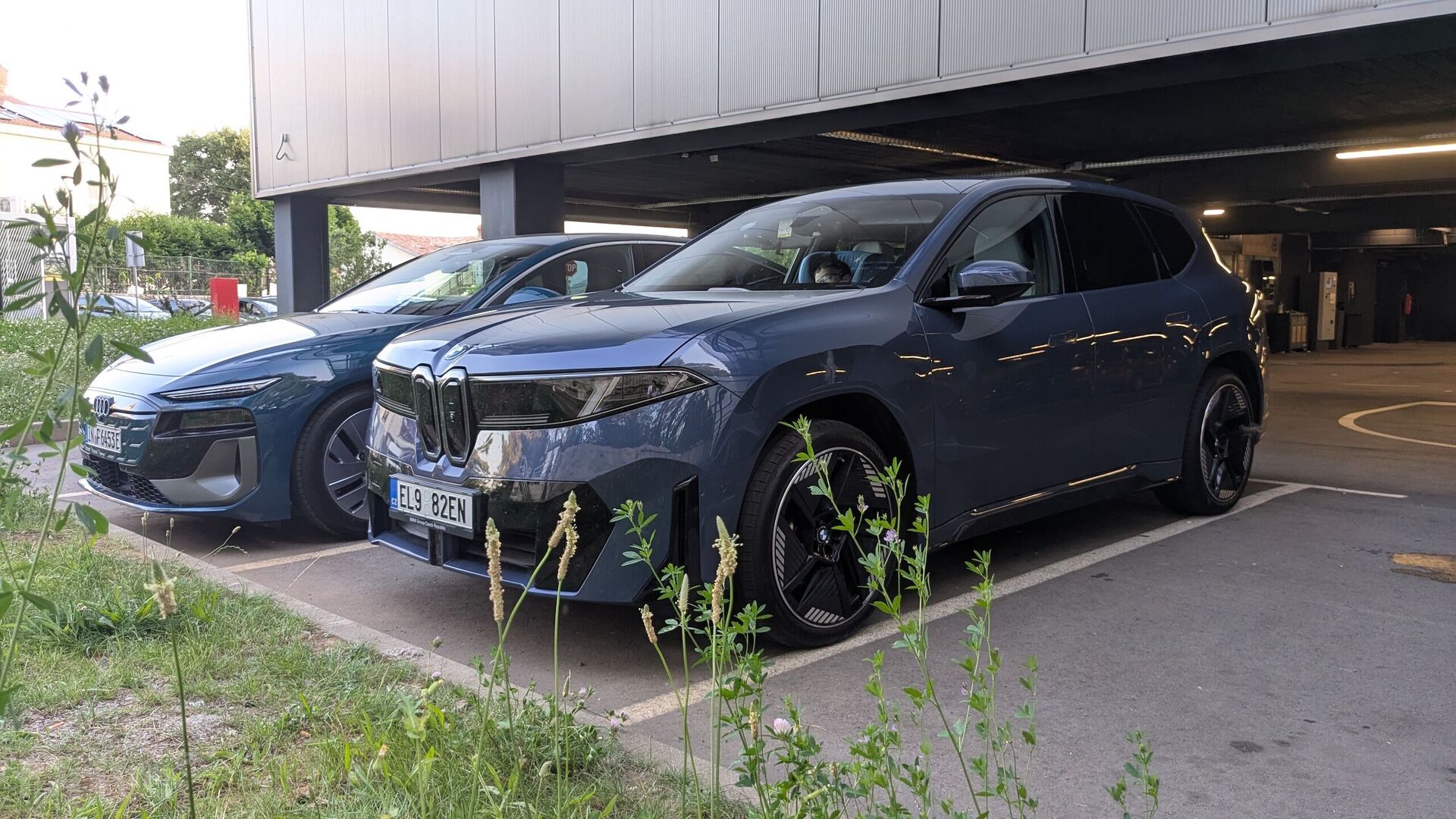 BMW iX3 (2025)