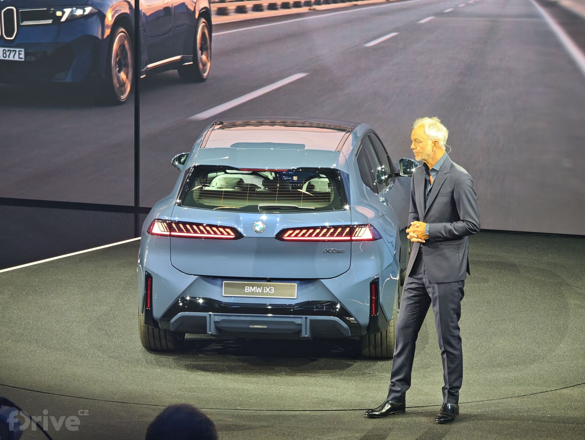 BMW iX3 (2025)