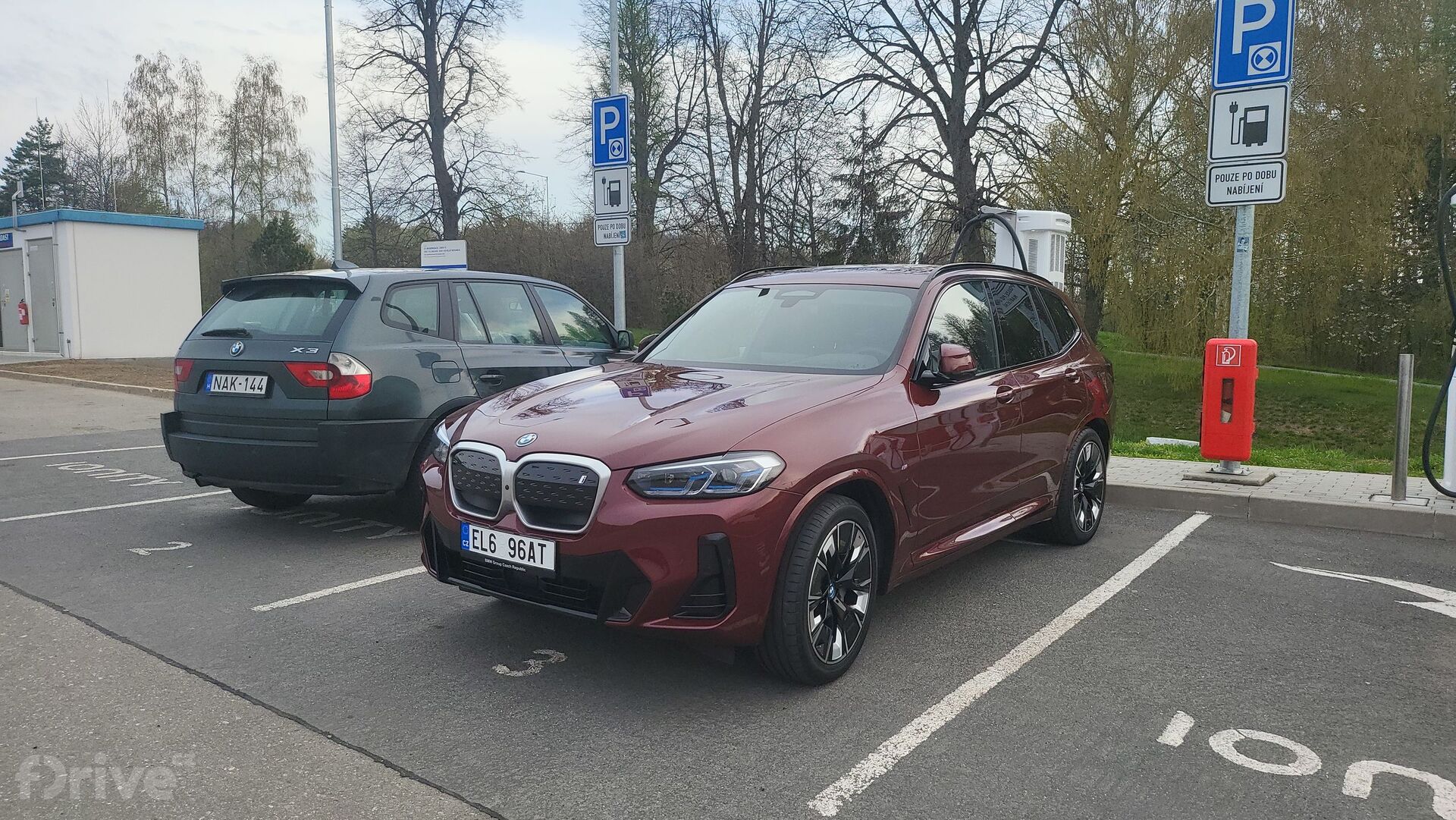 BMW iX3