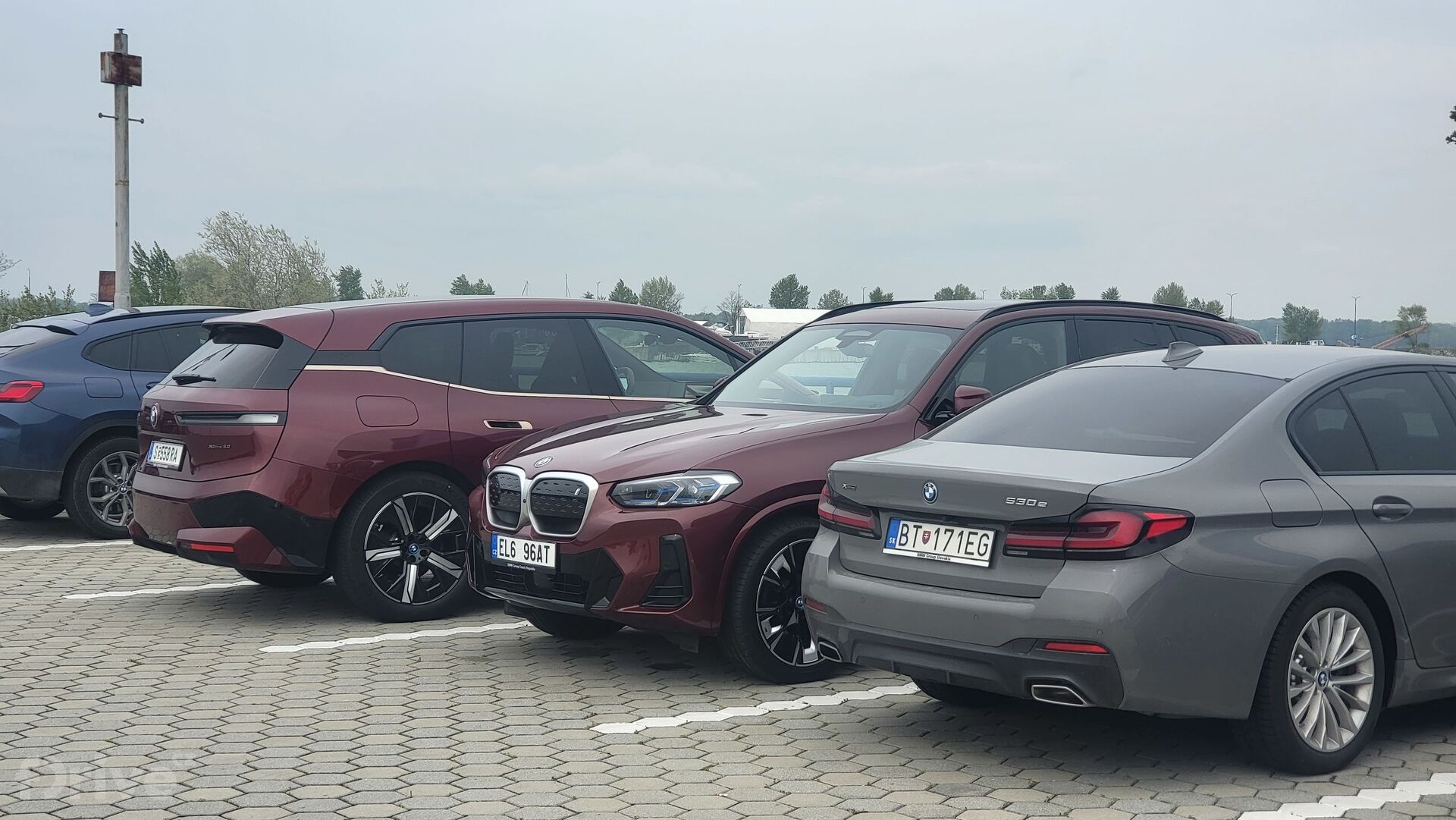 BMW iX3