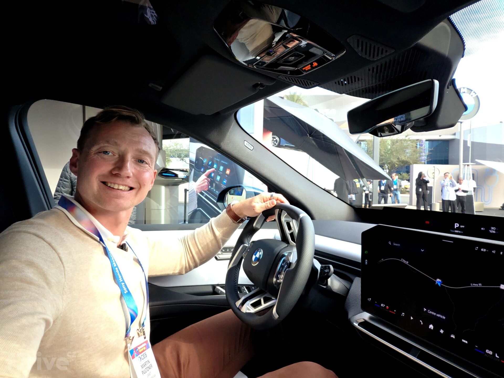 BMW iX3 a nový hlasový asistent skrze Amazon Alexa s AI