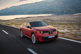 BMW iX4