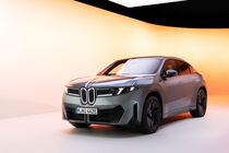 BMW iX4