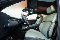 BMW iX4