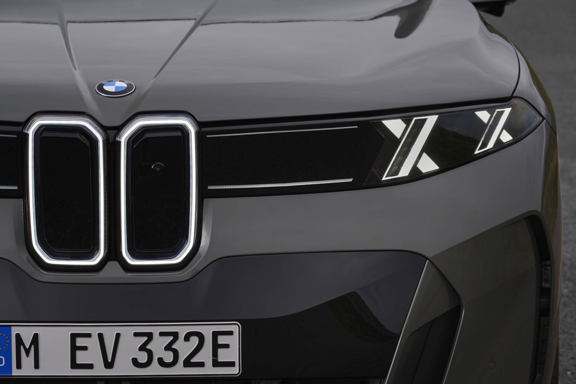 BMW iX5