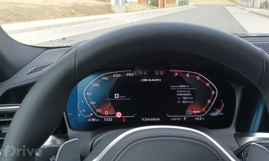 BMW M440i xDrive (2022)