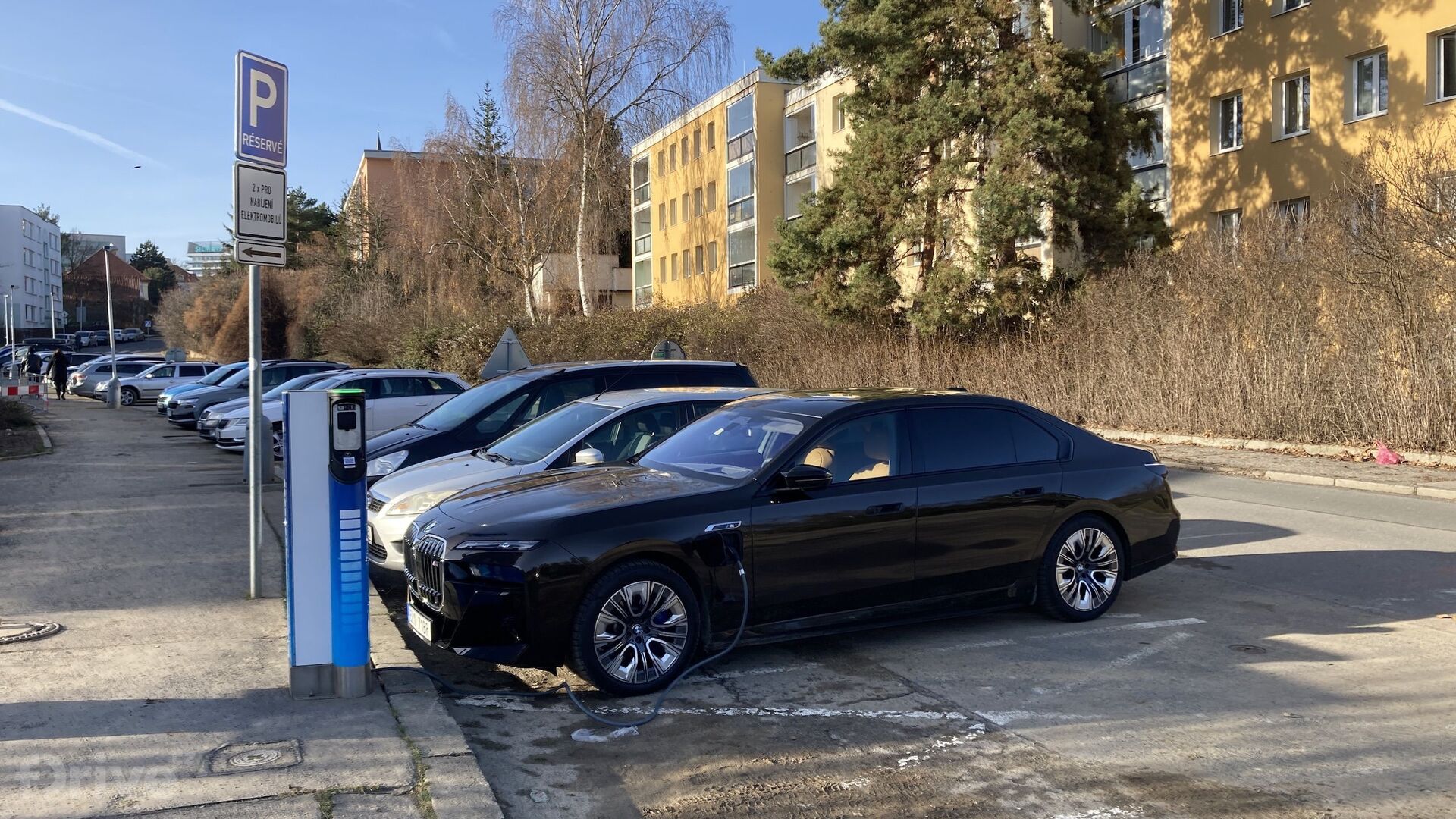 BMW M760e xDrive