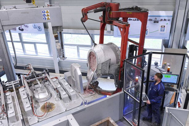 BMW Neue Klasse výroba bloků motorů v továrně Landshut