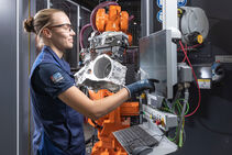 BMW Neue Klasse výroba bloků motorů v továrně Landshut