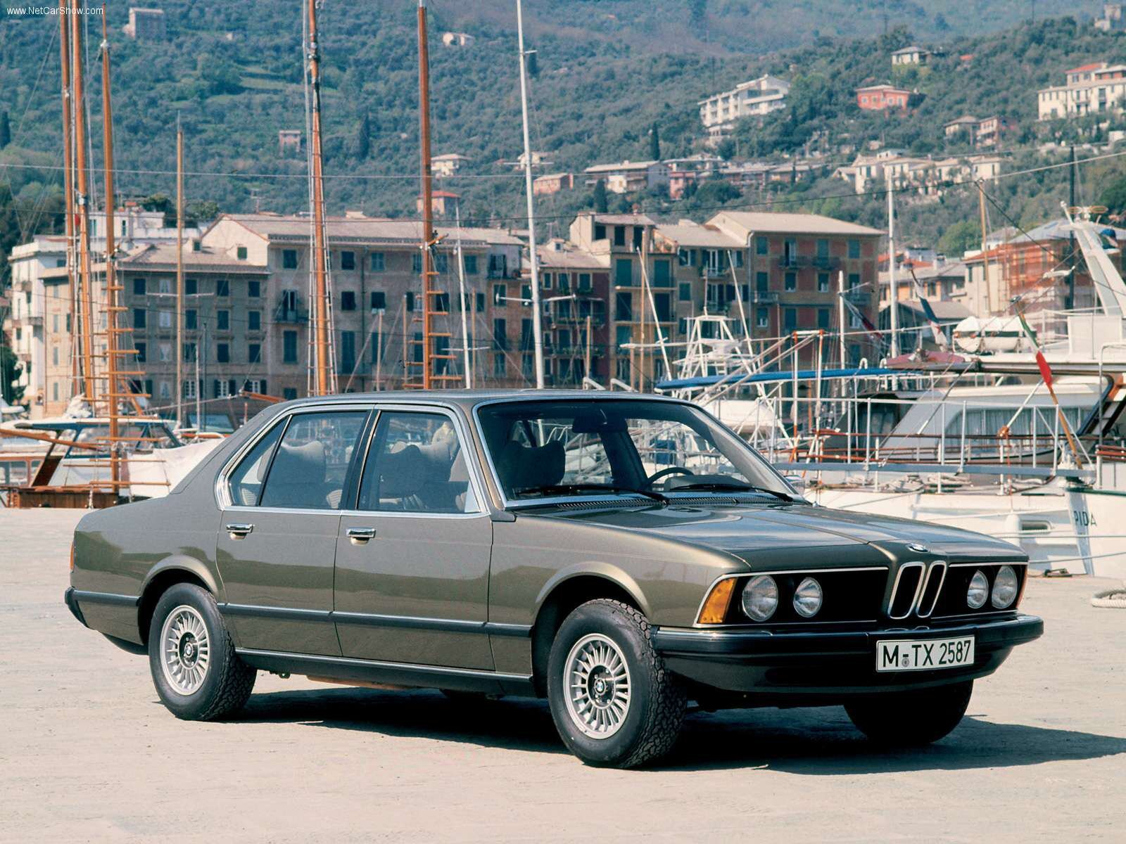 BMW řady 7 E23