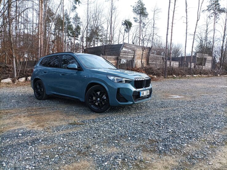 BMW X1 xDrive23i