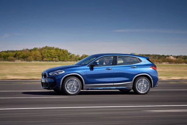 BMW X2