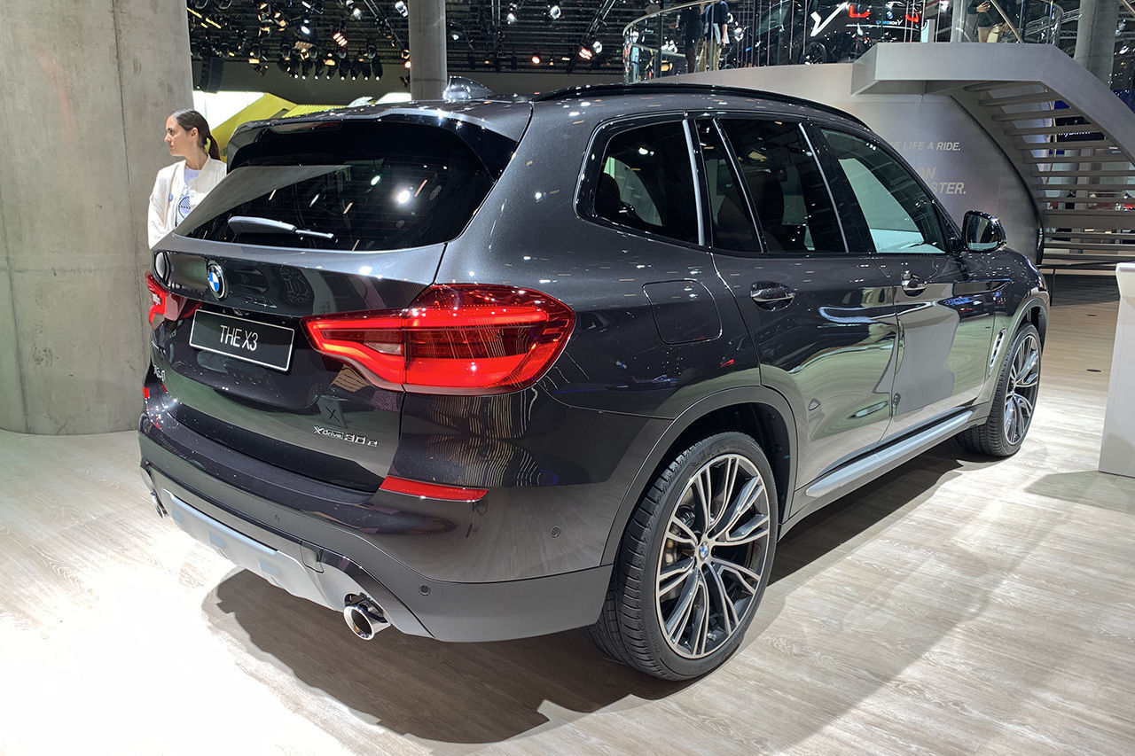BMW X3 30e