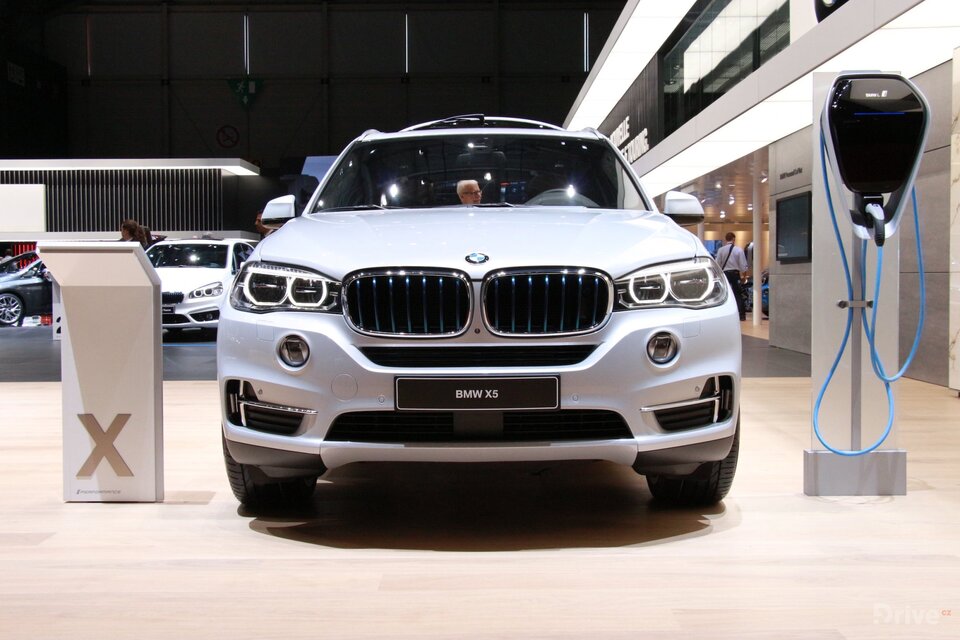 BMW X5 40e