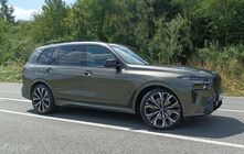 BMW X7 M60i xDrive (2023)