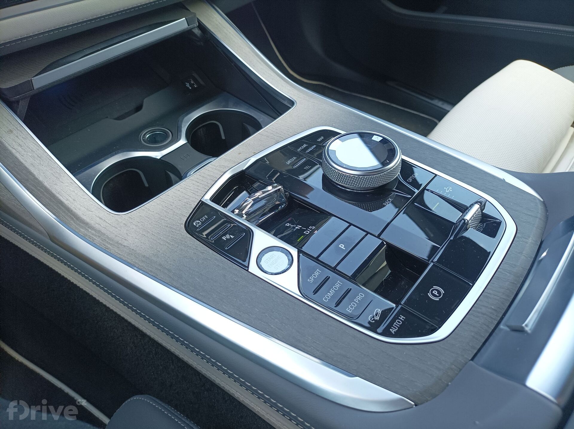 BMW X7 M60i xDrive (2023)