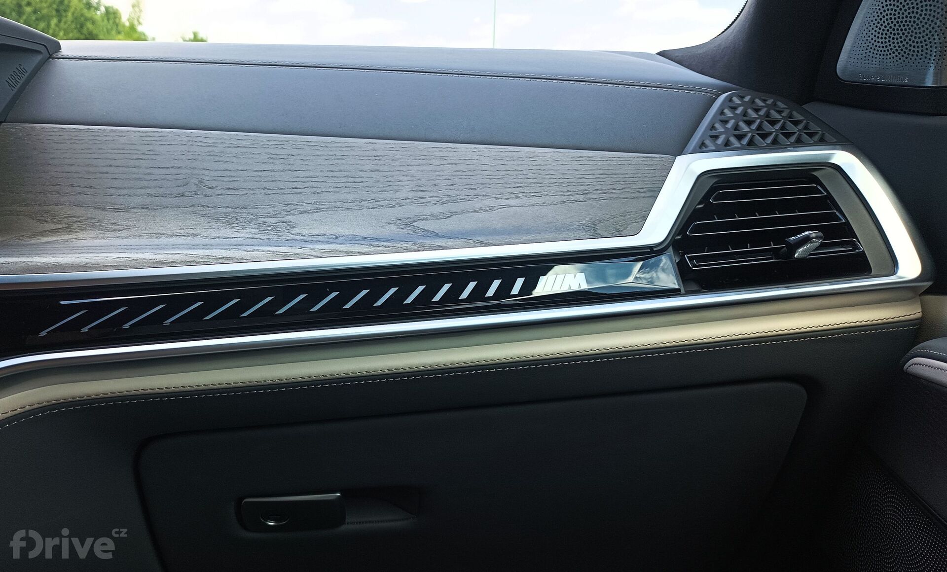 BMW X7 M60i xDrive (2023)