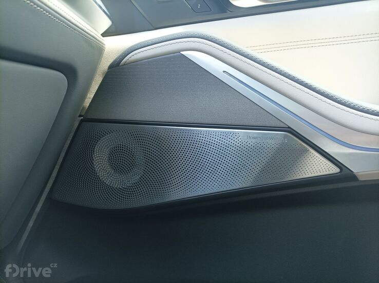 BMW X7 M60i xDrive (2023)