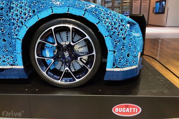 Bugatti Chiron LEGO