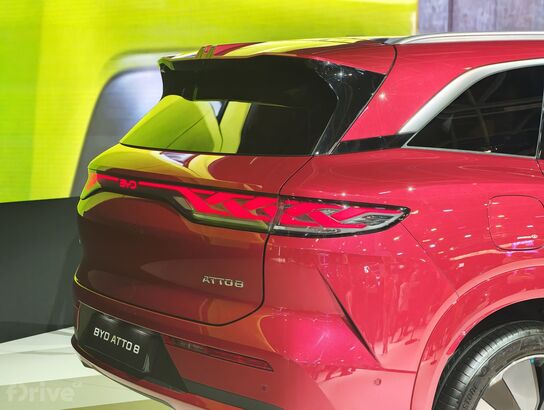 BYD Atto 8