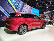 BYD Atto 8