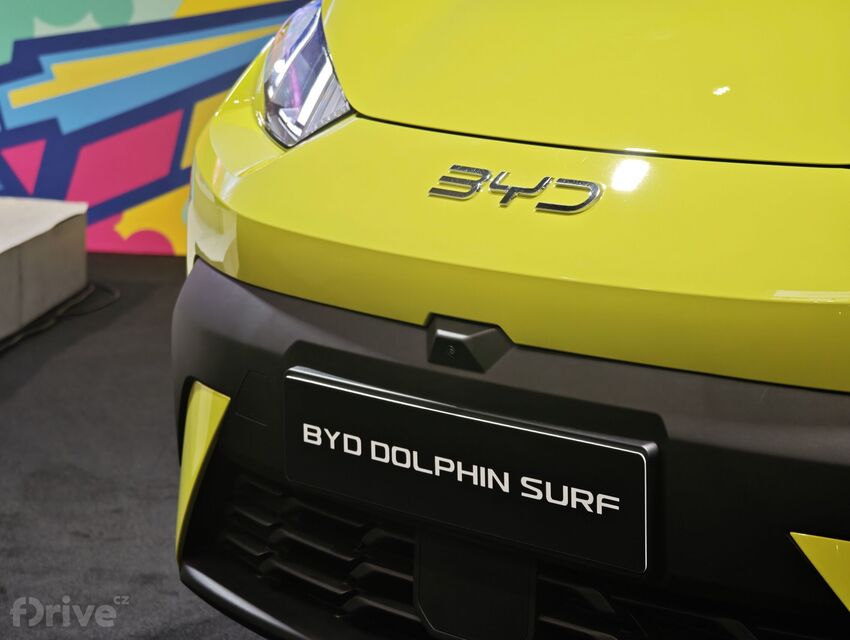 BYD Dolphin Surf