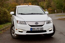 BYD e6