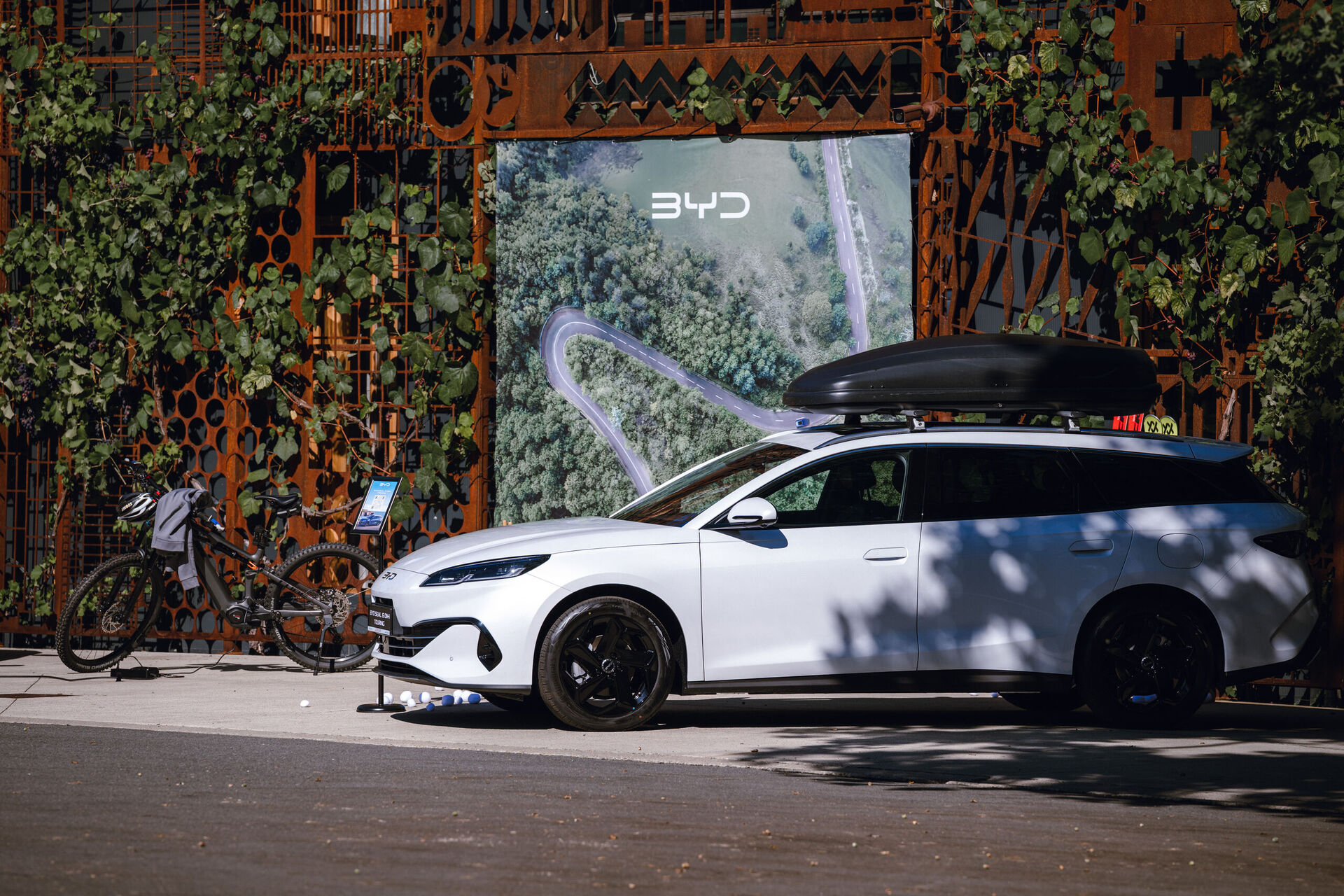 BYD Seal 6 DM-i Touring