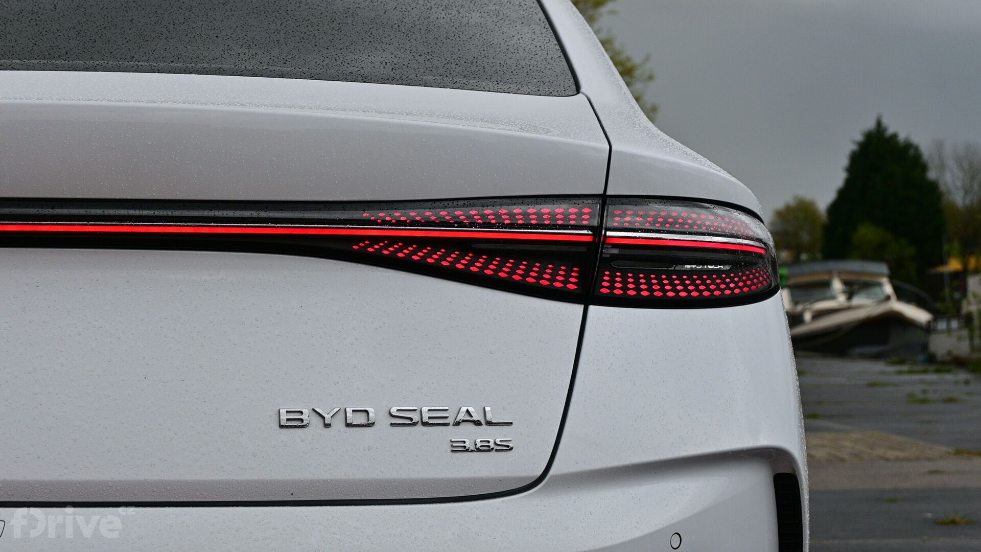 BYD SEAL