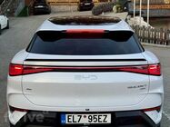 BYD Sealion 7
